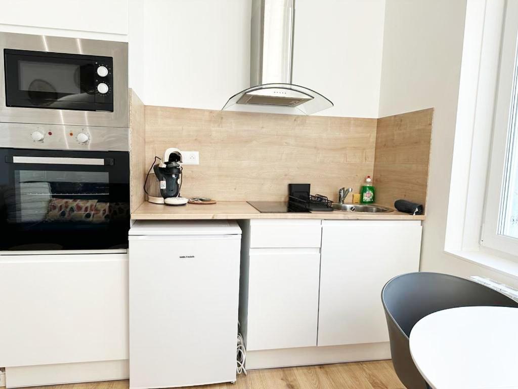 Lerelaisdodileqsl - Cambrai - Hyper Centre - Free Wifi - Ideal Couple & Famille المظهر الخارجي الصورة