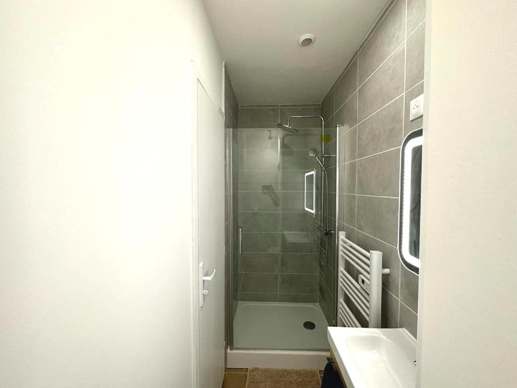 Lerelaisdodileqsl - Cambrai - Hyper Centre - Free Wifi - Ideal Couple & Famille المظهر الخارجي الصورة