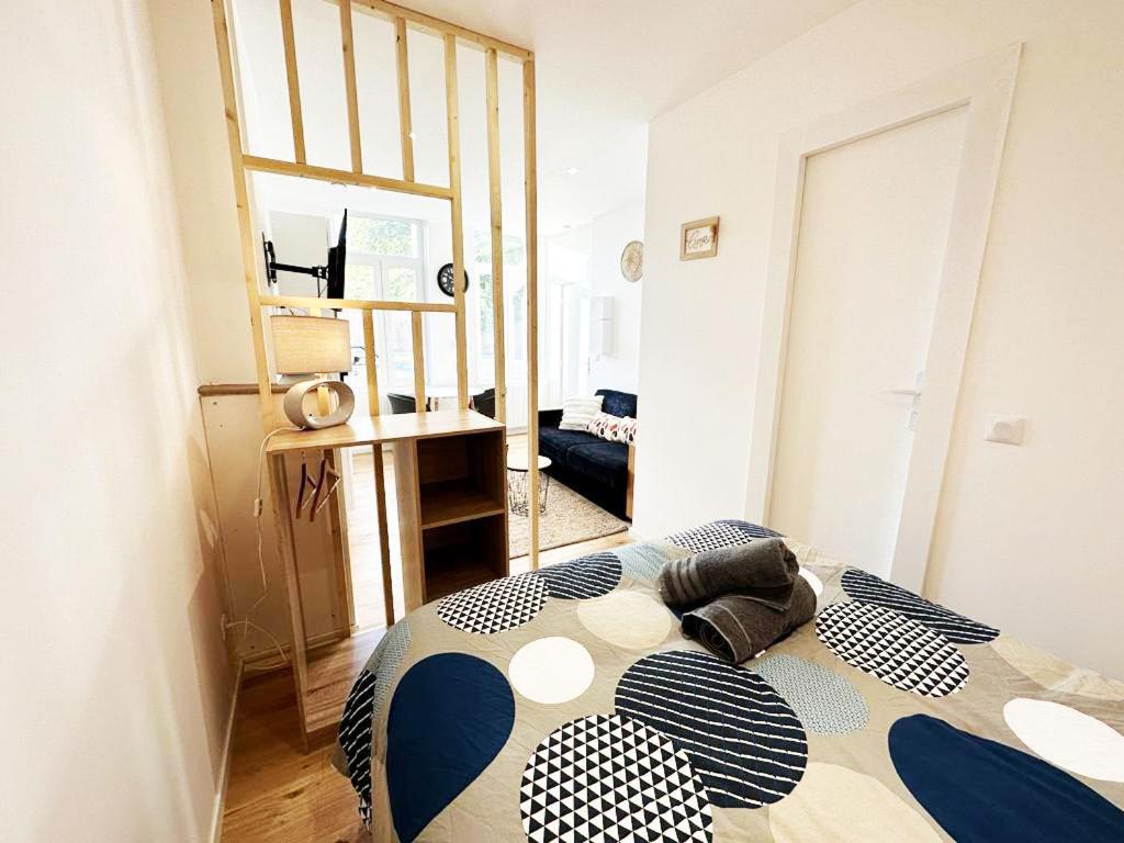 Lerelaisdodileqsl - Cambrai - Hyper Centre - Free Wifi - Ideal Couple & Famille المظهر الخارجي الصورة